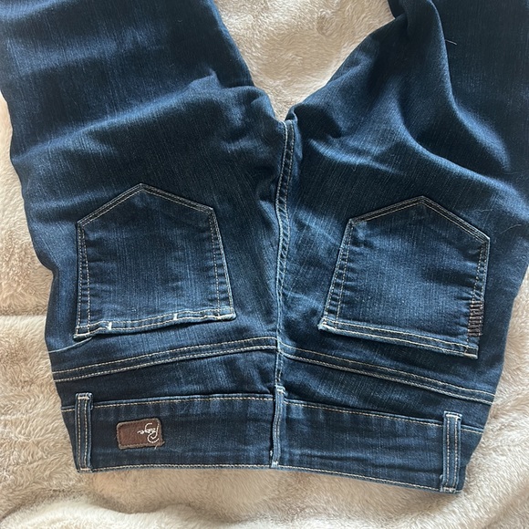 Super cute 90s flared jeans, size small waist, 27. - Picture 3 of 4